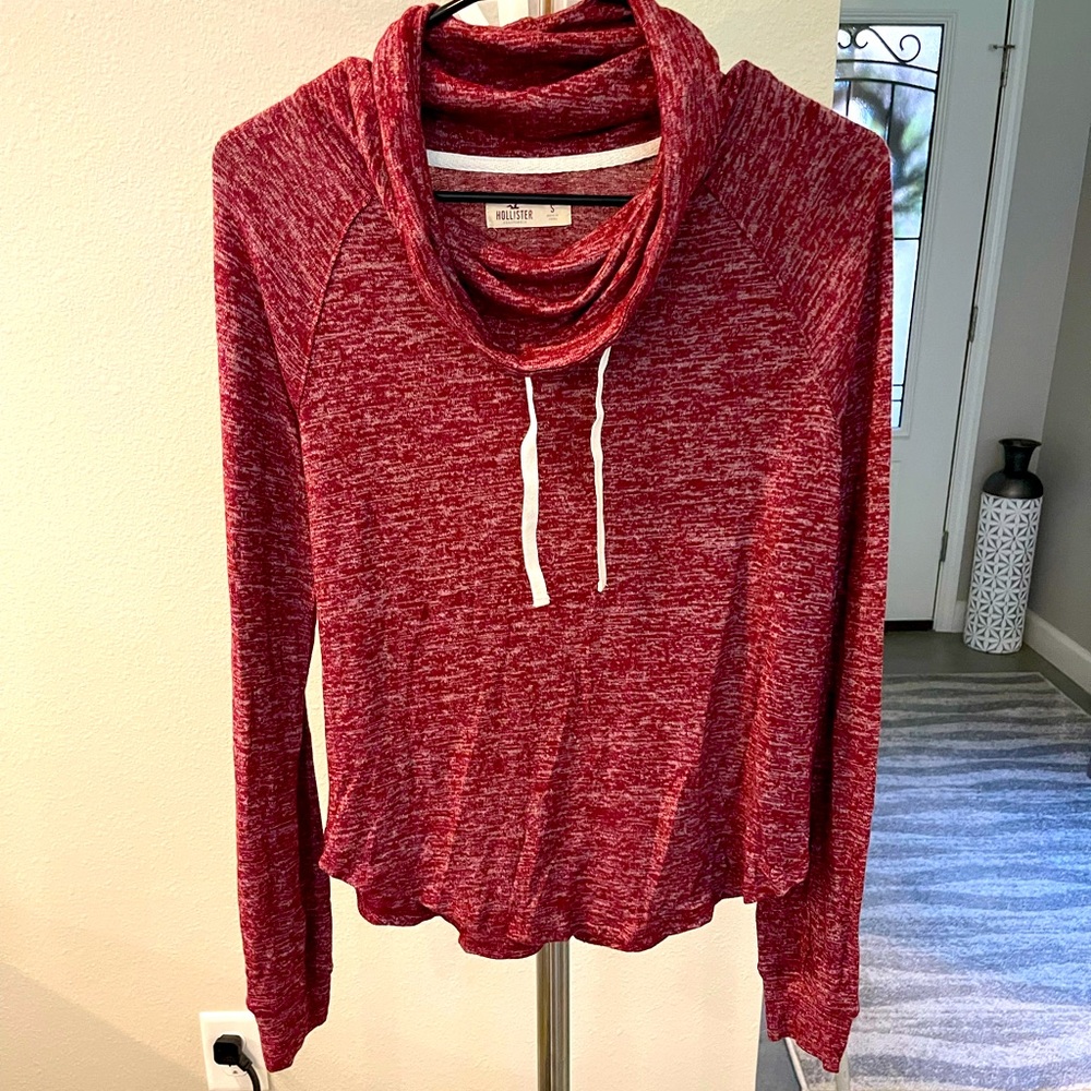 Women’s Hollister long sleeve shirt (S)